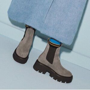 Freda Salvador JORDAN RAIN RESISTANT CHELSEA BOOT size 8